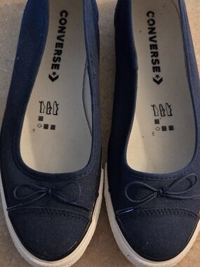 Converse Navy Canvas Ballet NWOT SZ 8.5